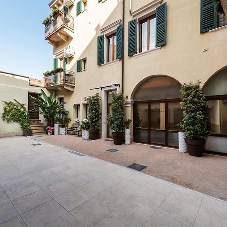 Apartament Palazzo Ristori Werona Zewnętrze zdjęcie