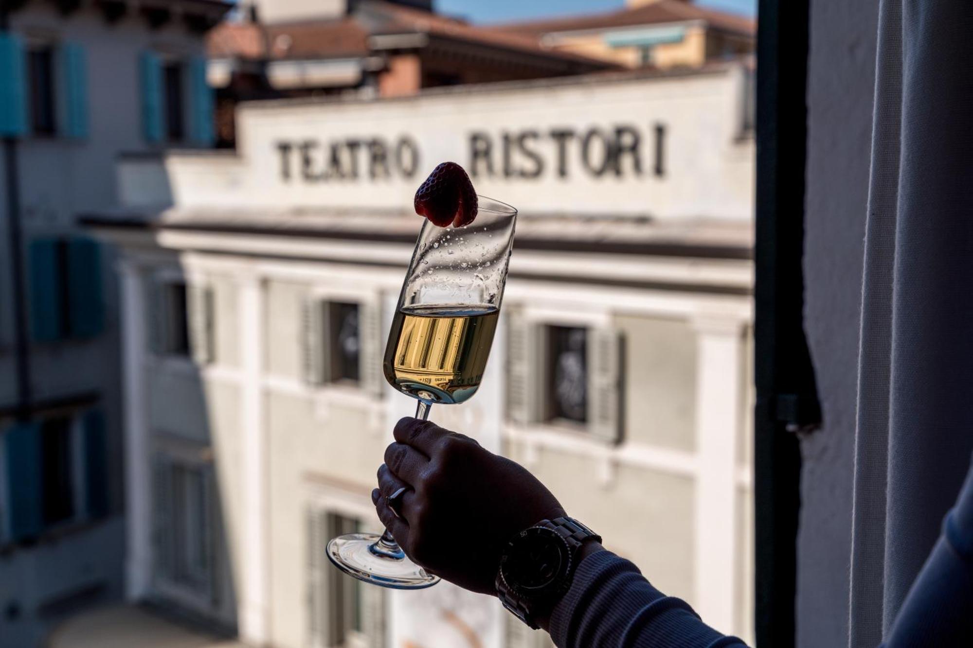 Apartament Palazzo Ristori Werona Zewnętrze zdjęcie