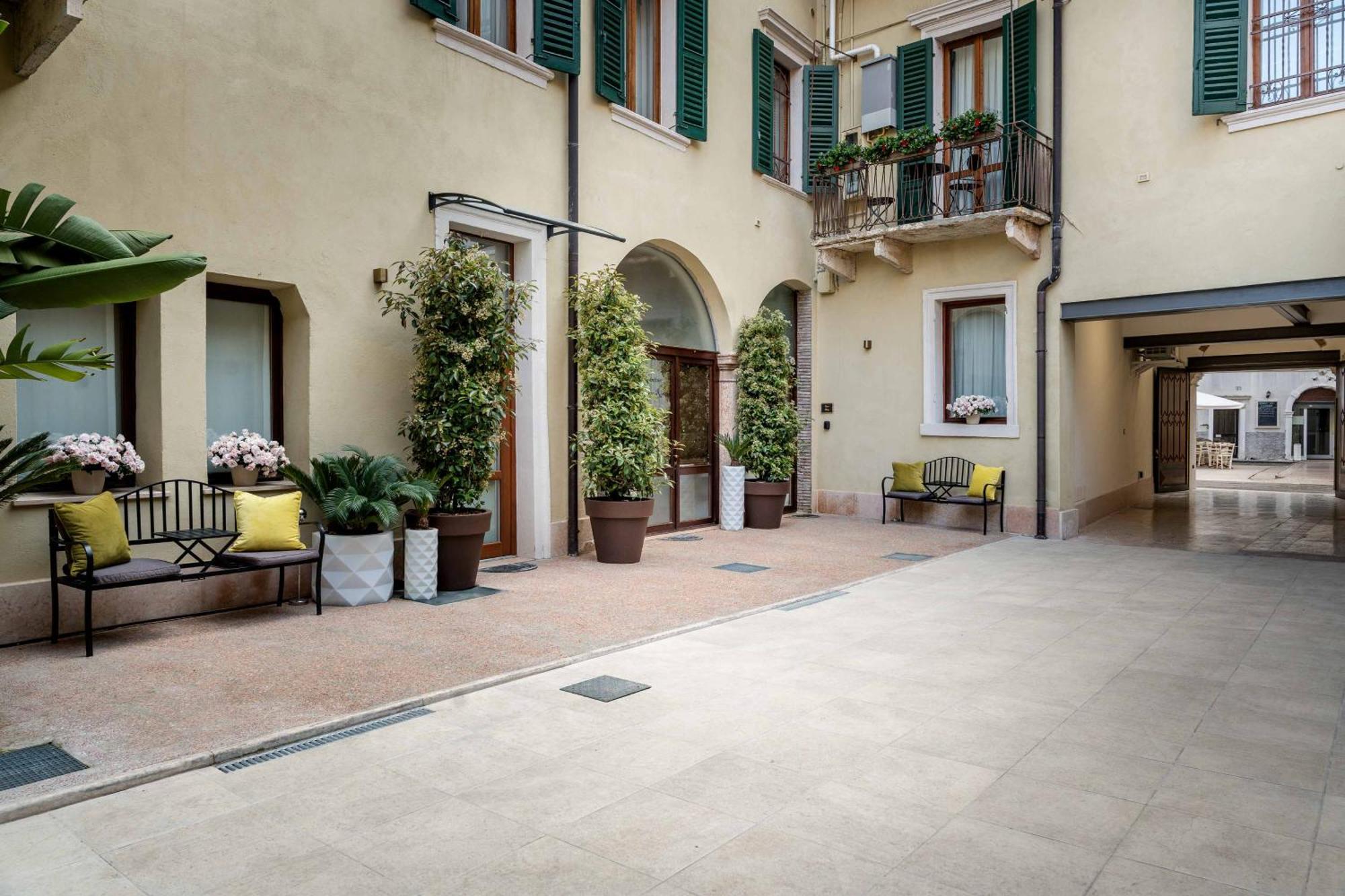 Apartament Palazzo Ristori Werona Zewnętrze zdjęcie