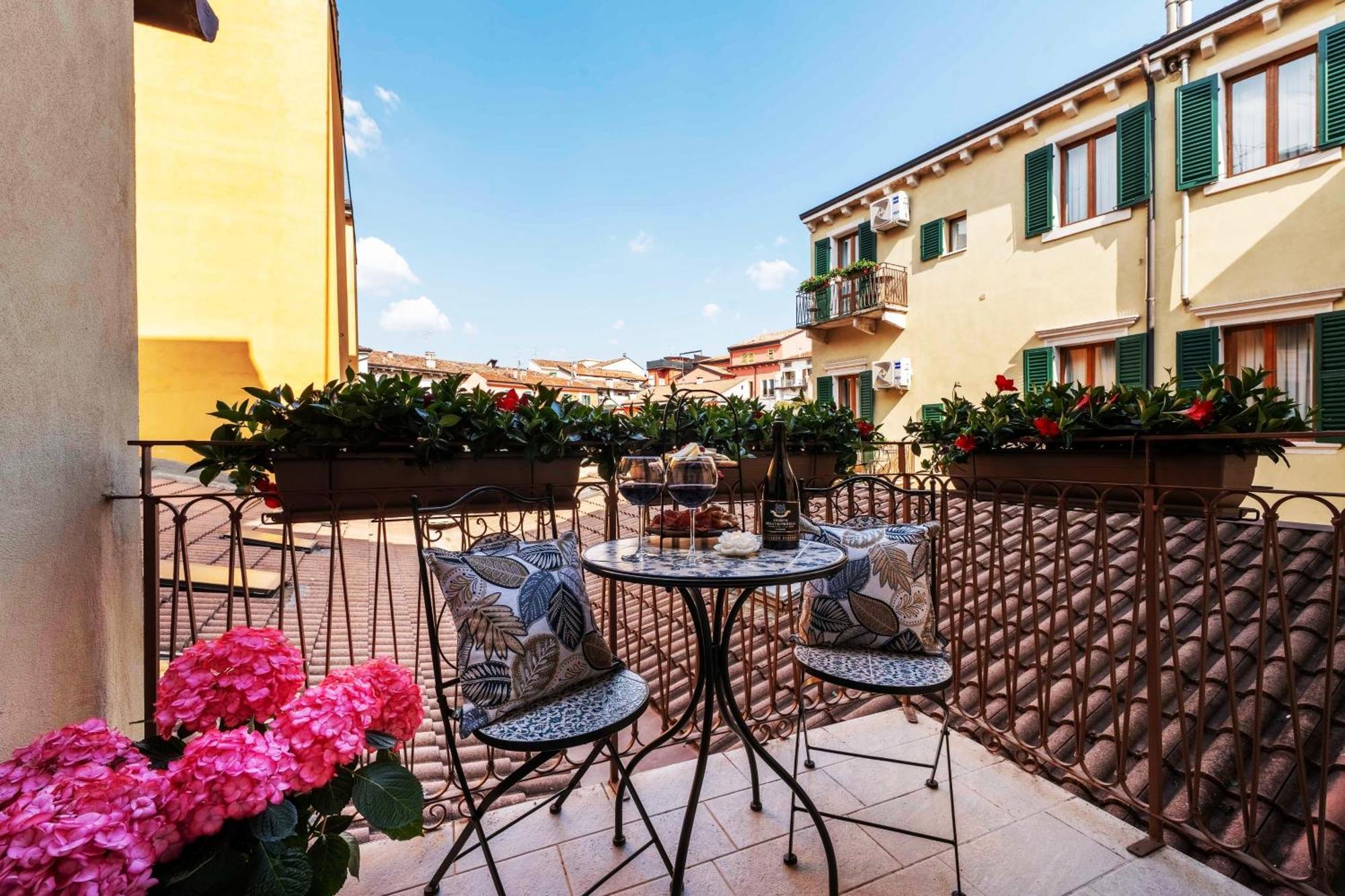 Apartament Palazzo Ristori Werona Zewnętrze zdjęcie